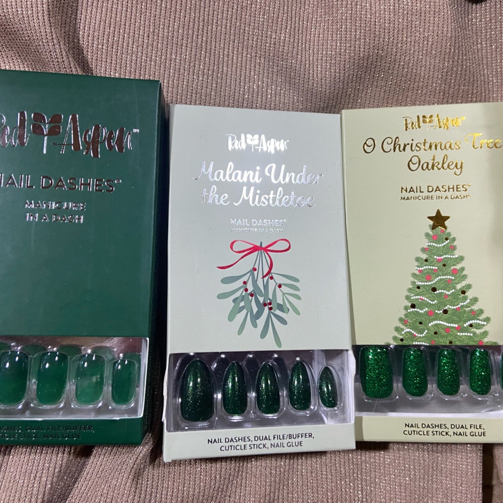 Green Holiday Nail Dashes Set